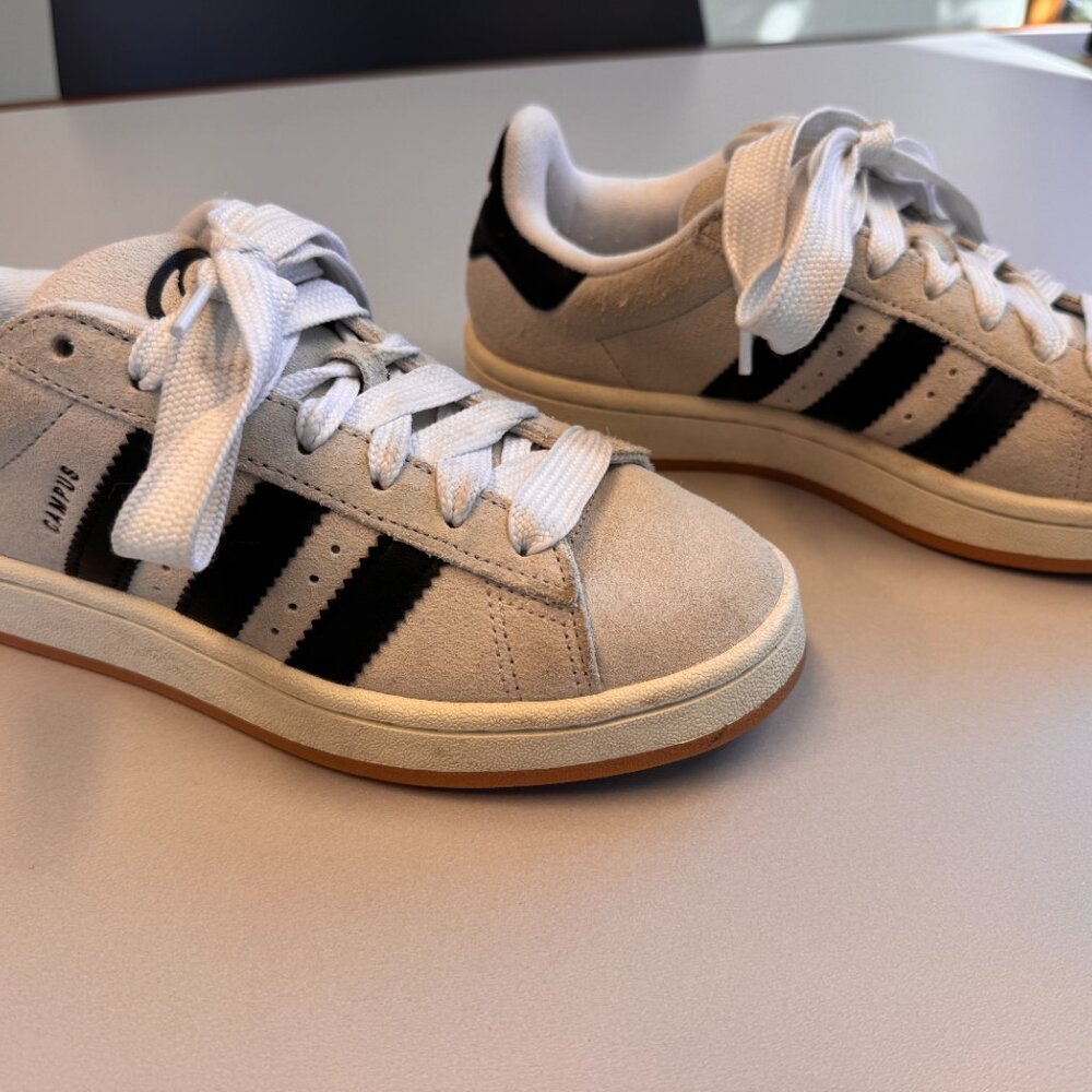 Adidas Campus 00s Women’s Sneakers – Size 6.5 (US) / 38 (EU)